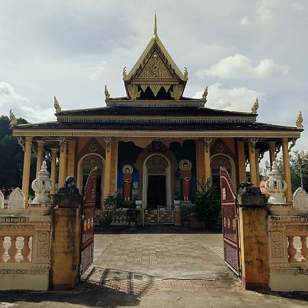 Family Batcave Homestay Battambang Eksteriør bilde