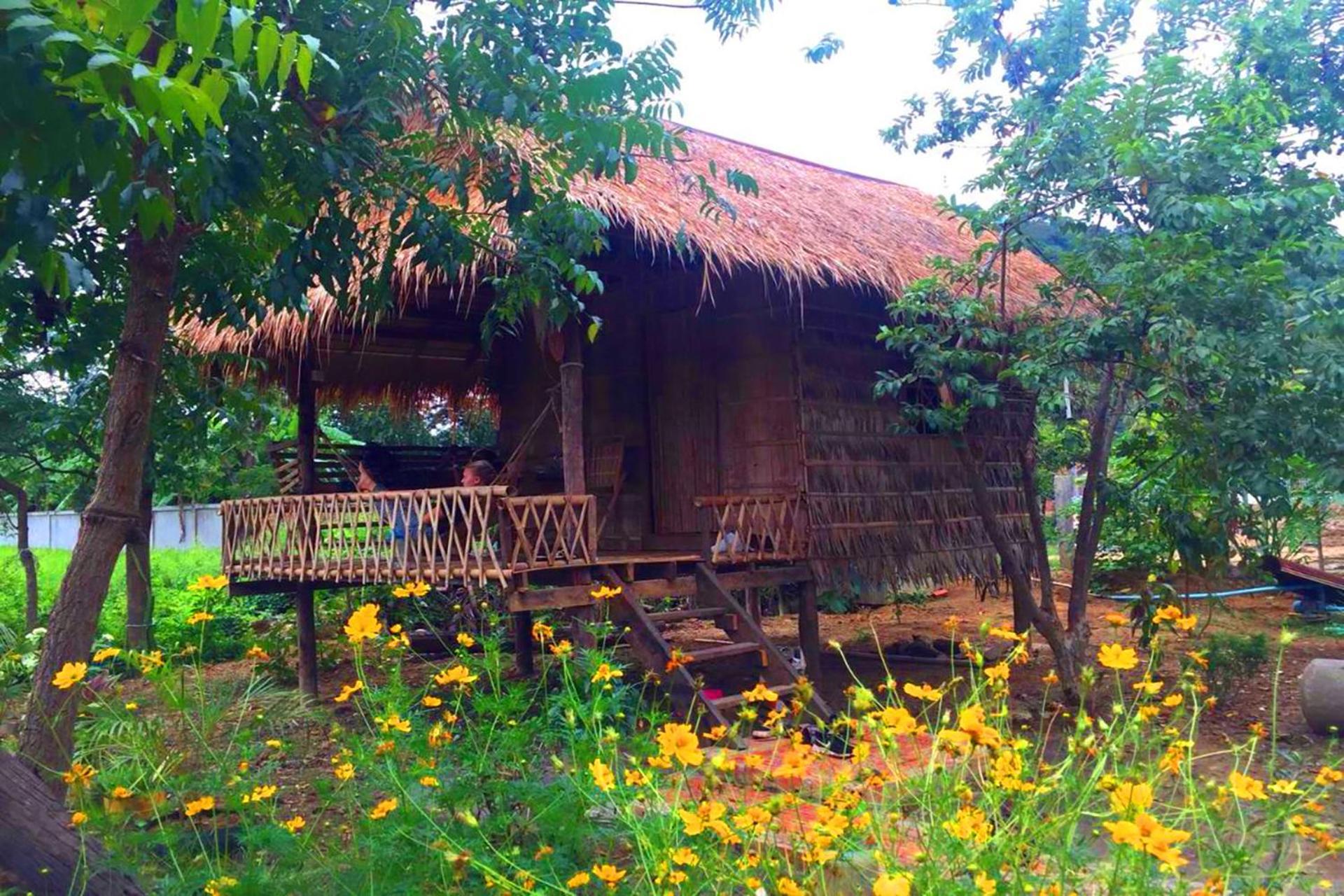 Family Batcave Homestay Battambang Eksteriør bilde