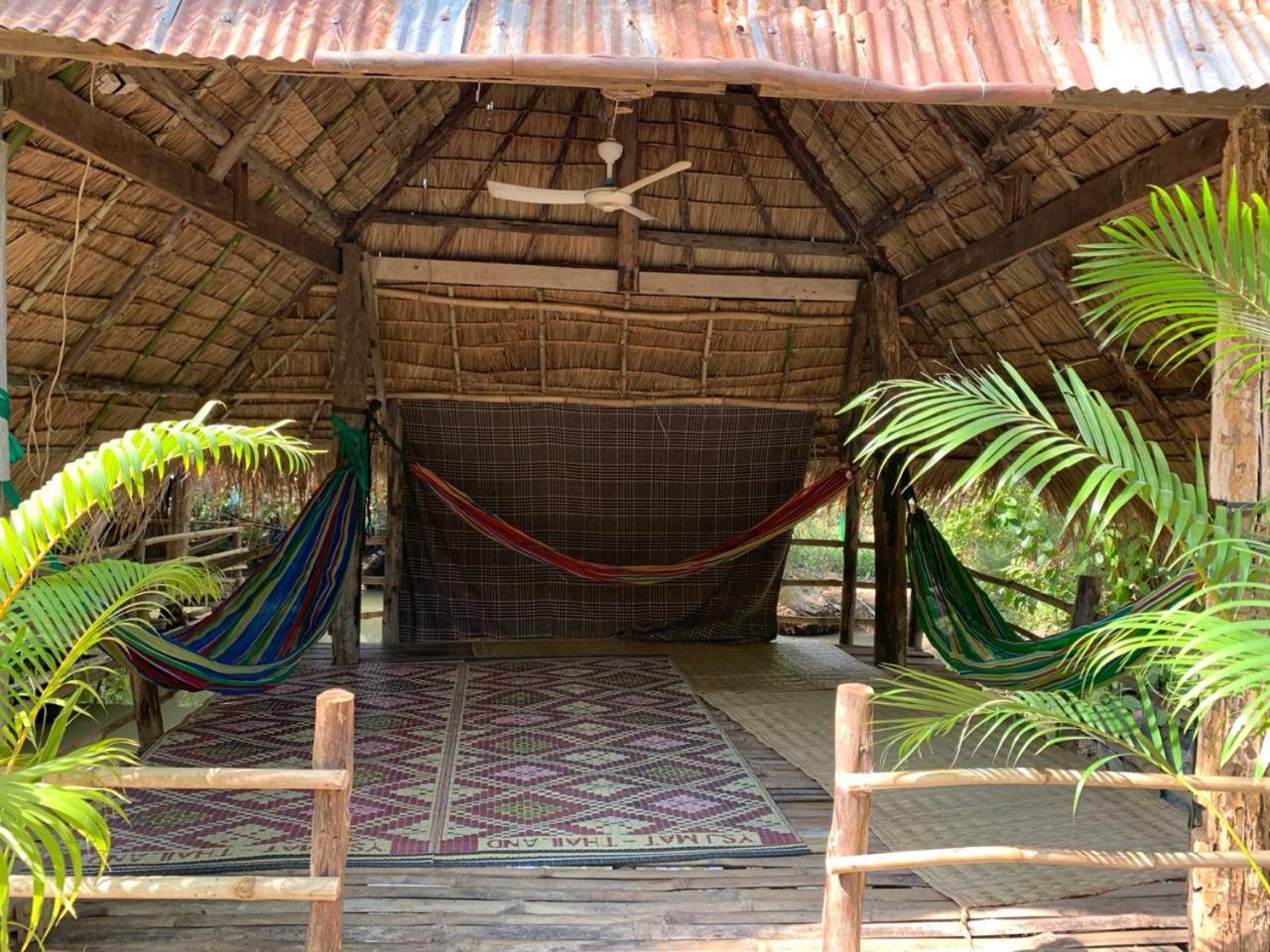 Family Batcave Homestay Battambang Eksteriør bilde