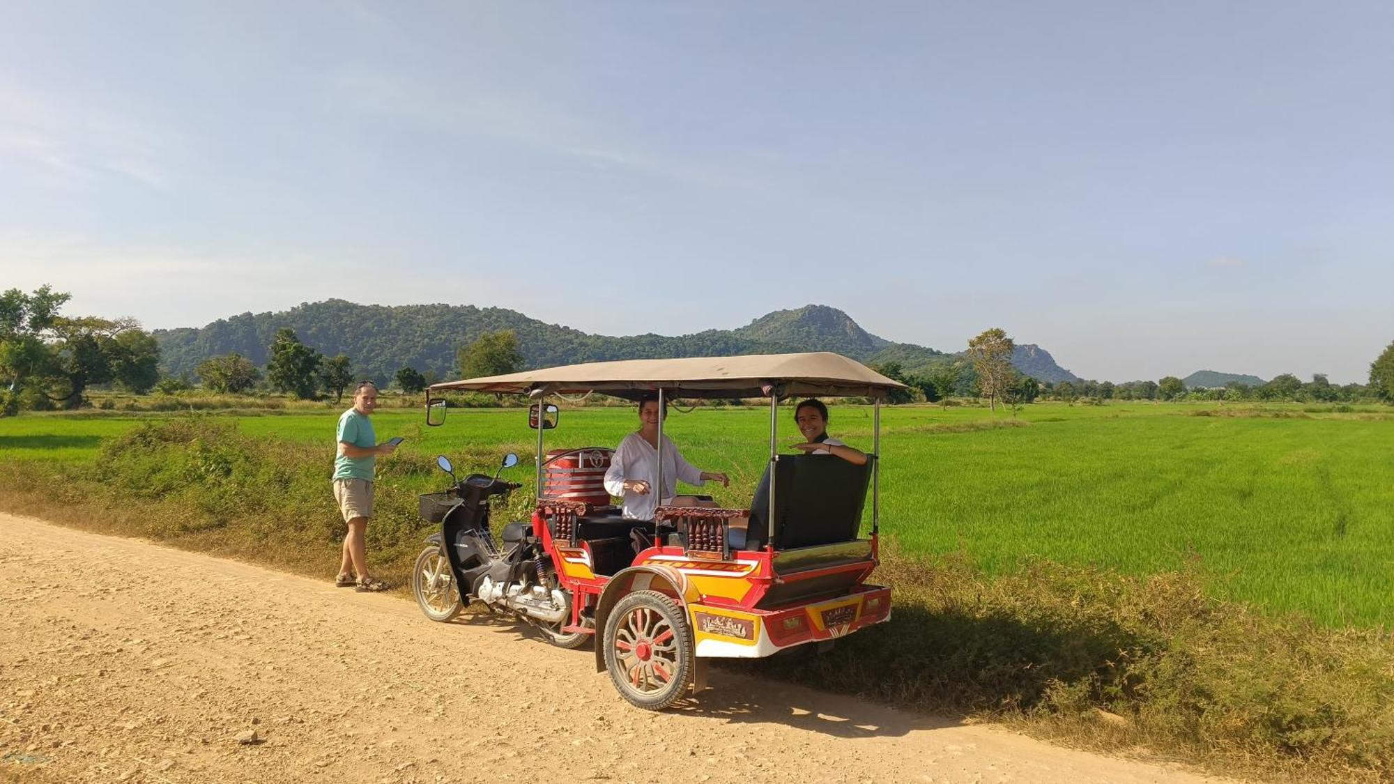 Family Batcave Homestay Battambang Eksteriør bilde