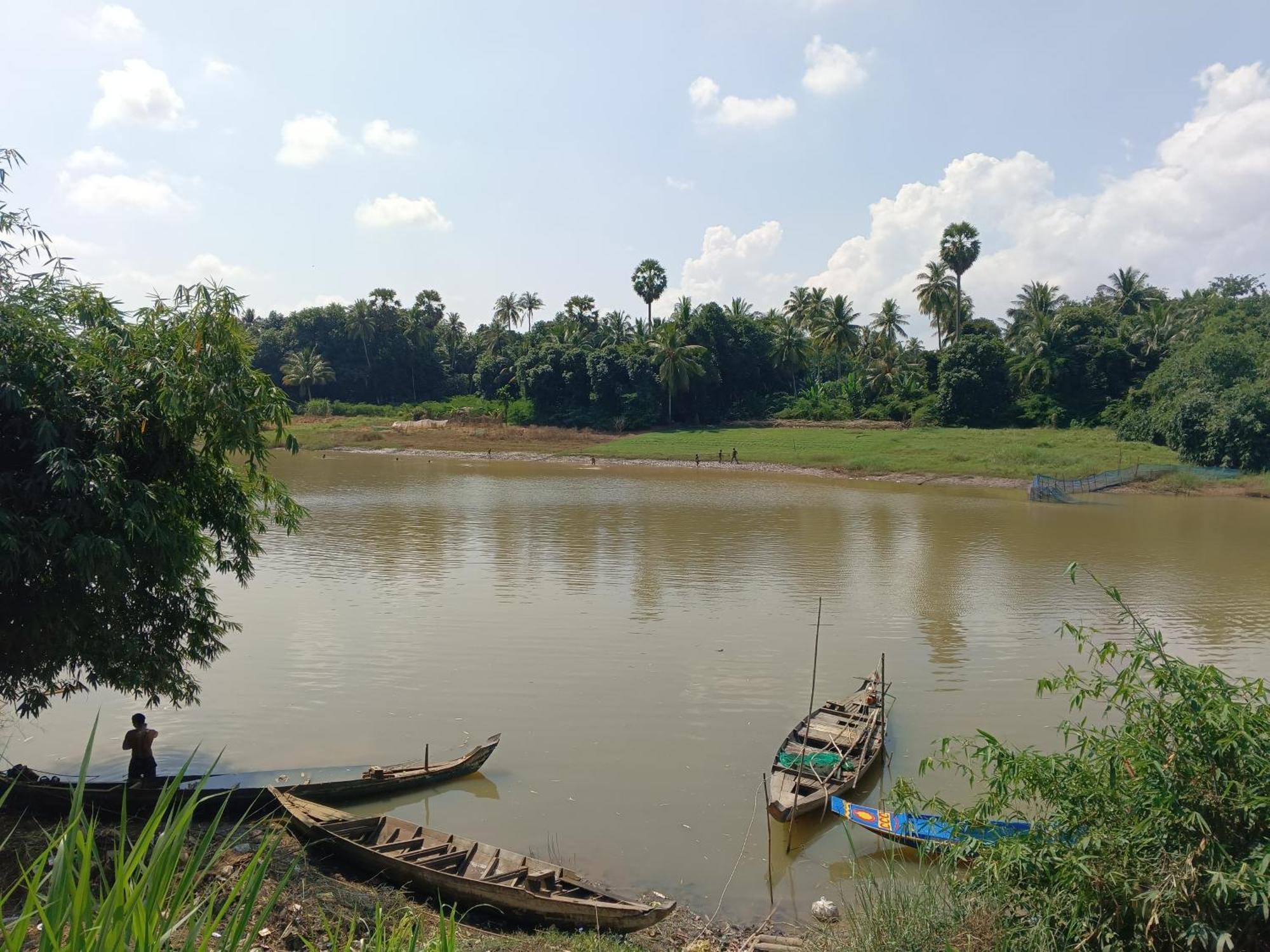 Family Batcave Homestay Battambang Eksteriør bilde