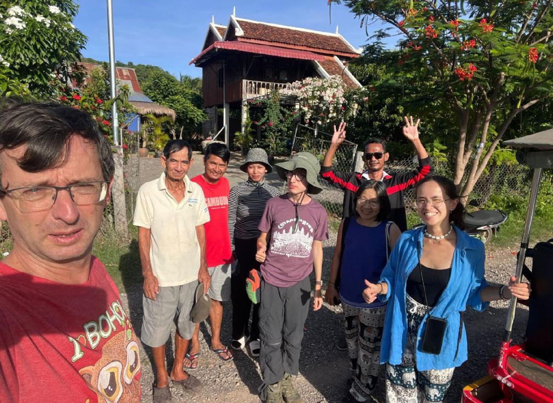 Family Batcave Homestay Battambang Eksteriør bilde